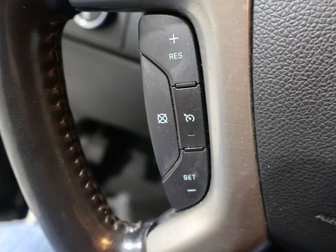 Used 2014 GMC Yukon SLT image 29