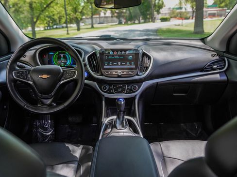 Used 2018 Chevrolet Volt LT w/ LT Driver Confidence Package FWD image 15