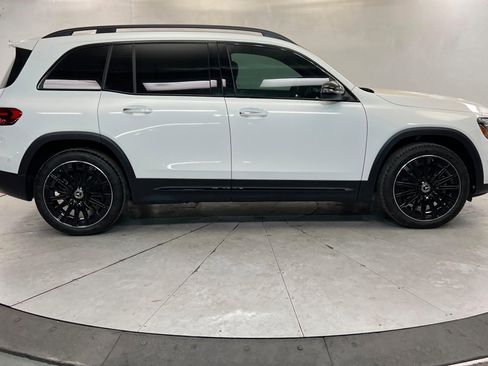 New 2026 Mercedes-Benz GLB 250 4MATIC image 6