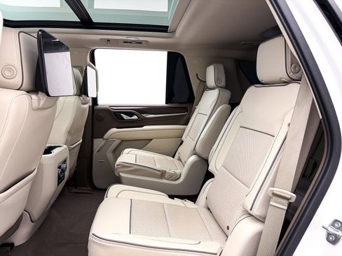 Used 2021 GMC Yukon Denali w/ Denali Ultimate Package image 42