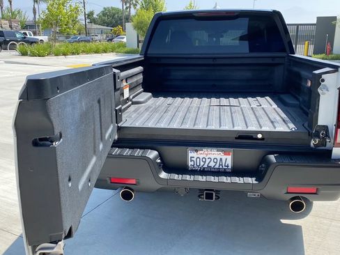 Used 2023 Honda Ridgeline Sport image 6