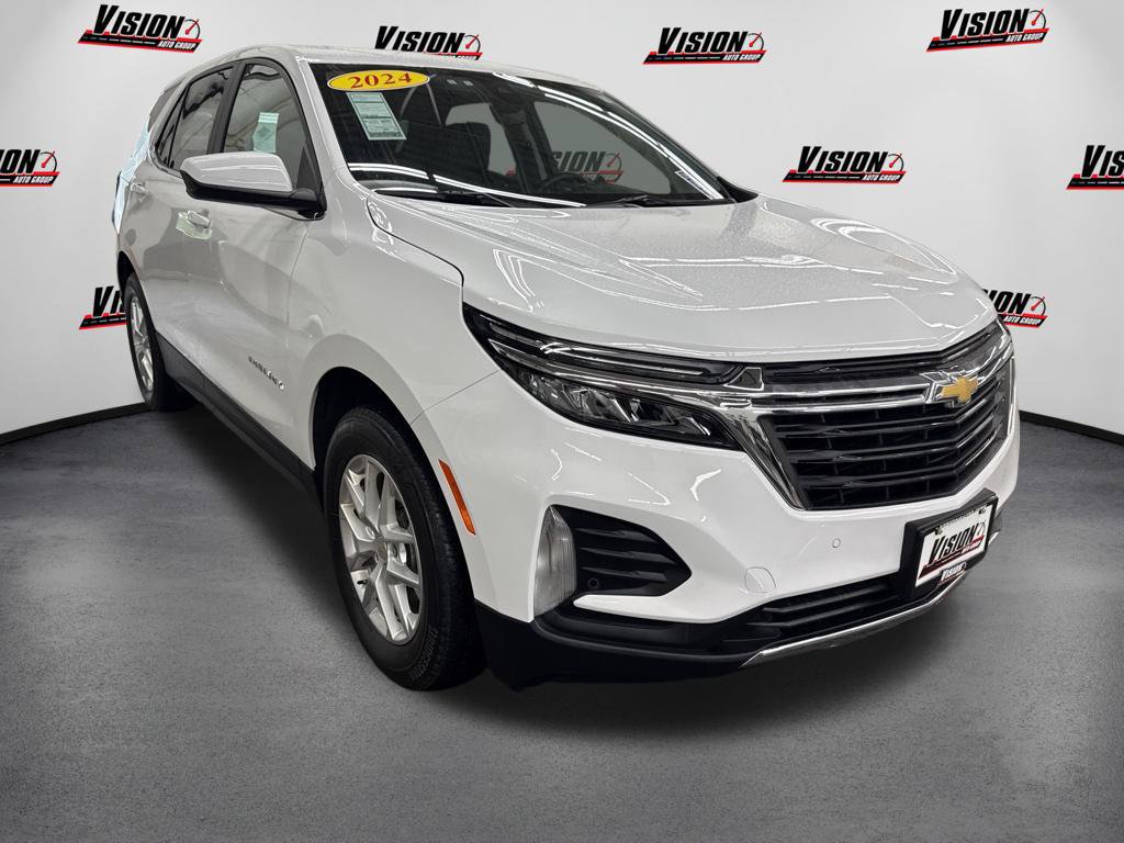 Used 2024 Chevrolet Equinox LT AWD/4WD image 3