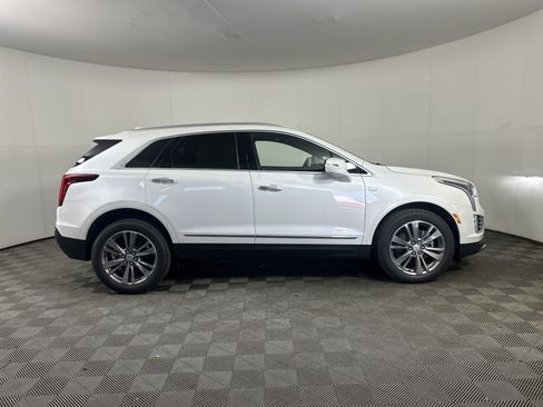 New 2025 Cadillac XT5 Premium Luxury w/ Technology Package image 9