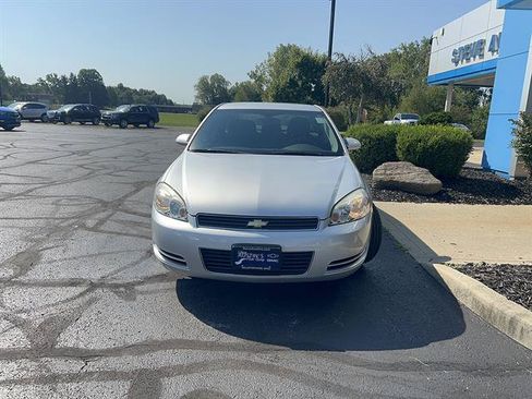 Used 2011 Chevrolet Impala LS FWD image 2