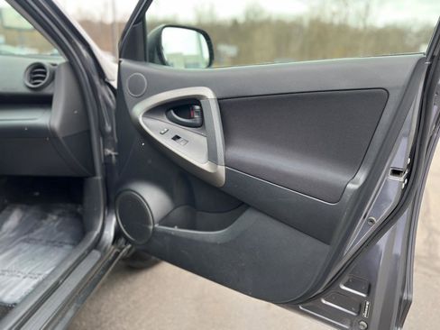 Used 2010 Toyota RAV4 Sport image 35