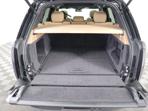 New 2026 Land Rover Range Rover SE image 30