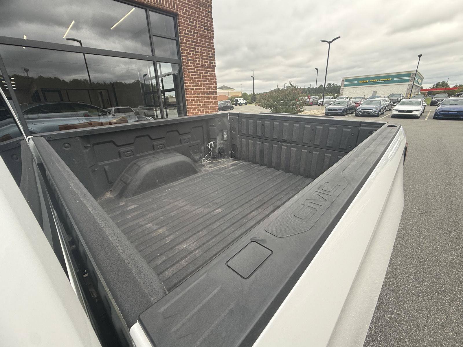 Used 2019 GMC Sierra 1500 Denali w/ Denali Ultimate Package AWD/4WD image 28