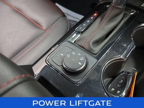Used 2023 Chevrolet Blazer RS w/ Driver Confidence II Package AWD/4WD image 17