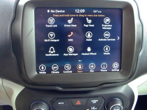 Used 2022 Jeep Renegade Latitude w/ Convenience Group AWD/4WD image 21