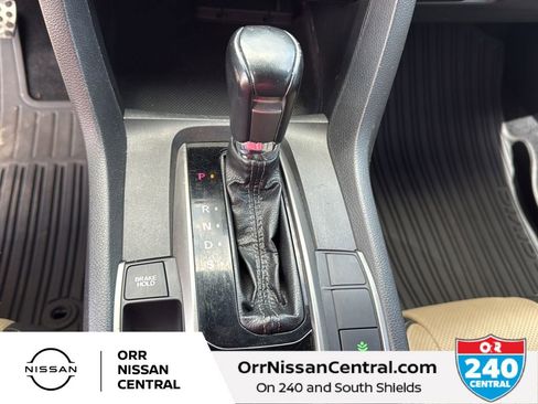 Used 2018 Honda Civic Sport Touring image 27