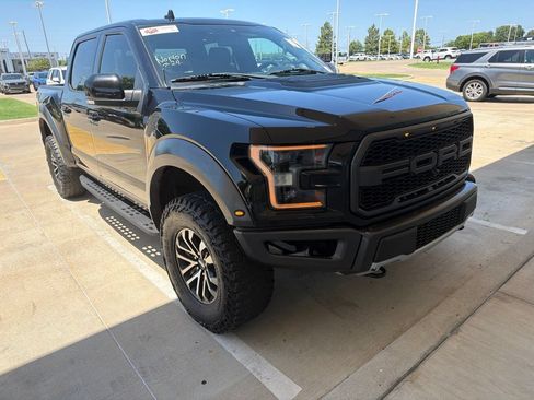 Used 2020 Ford F150 Raptor w/ Equipment Group 802A Luxury AWD/4WD image 3