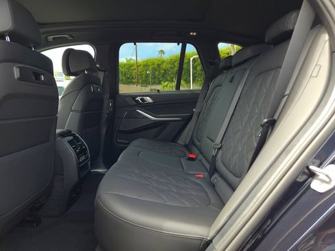 New 2026 BMW X5 M60i w/ Climate Comfort Package AWD/4WD image 9