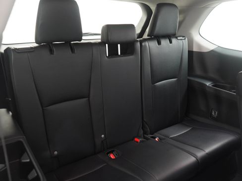 Used 2025 Toyota Grand Highlander AWD image 15