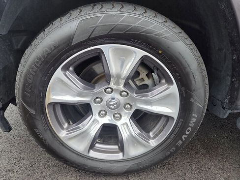 Used 2022 RAM 1500 Laramie image 9