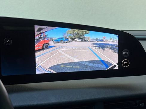 Used 2023 Lucid Air Touring AWD/4WD image 19