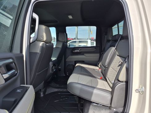 Used 2026 Chevrolet Silverado 2500 ZR2 w/ LPO, Dark Essentials Package AWD/4WD image 28