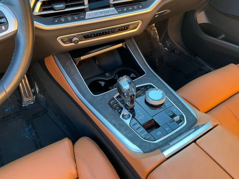 Used 2021 BMW X5 xDrive45e w/ M Sport Package image 46