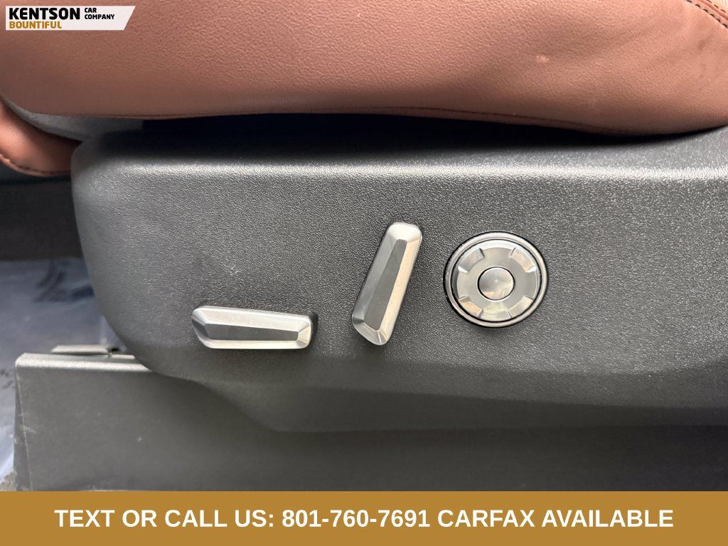 Used 2025 Lincoln Navigator Reserve AWD/4WD image 27