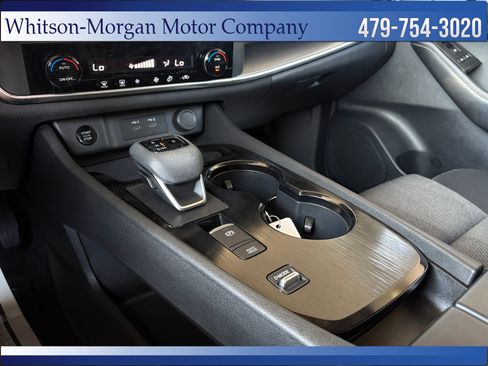 Used 2024 Nissan Rogue SV FWD image 26