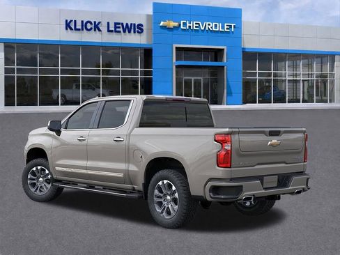 New 2026 Chevrolet Silverado 1500 High Country w/ Z71 Off-Road Package AWD/4WD image 3