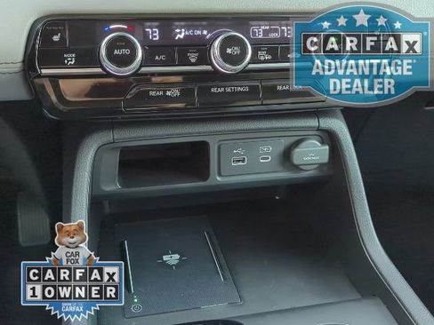 Used 2025 Honda Pilot Touring image 9