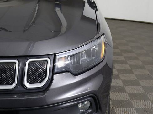 Used 2022 Jeep Compass Latitude w/ Convenience Group image 12