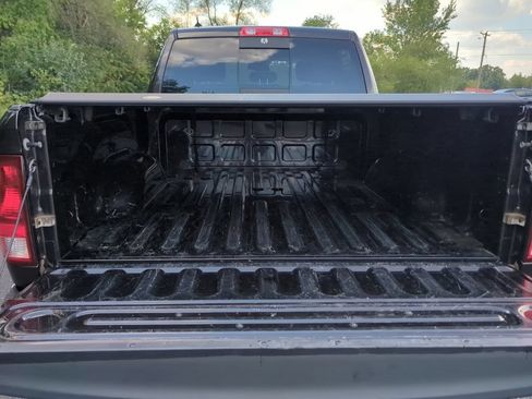 Used 2017 RAM 1500 Big Horn AWD/4WD image 11