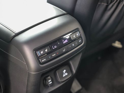 Used 2022 Hyundai Palisade Calligraphy w/ Cargo Package AWD/4WD image 22