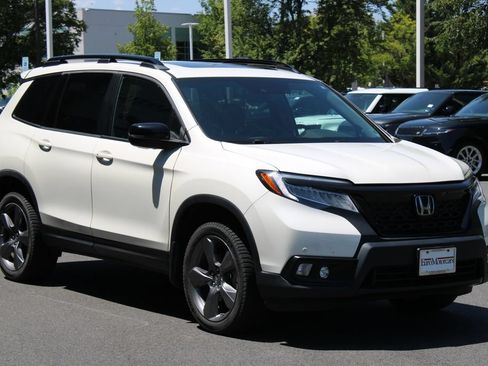 Used 2019 Honda Passport Touring image 3