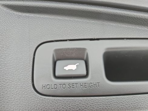 Used 2017 Honda CR-V Touring image 13
