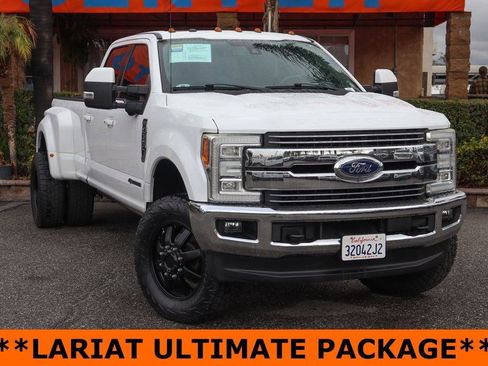 Used 2017 Ford F350 Lariat w/ Lariat Ultimate Package image 2
