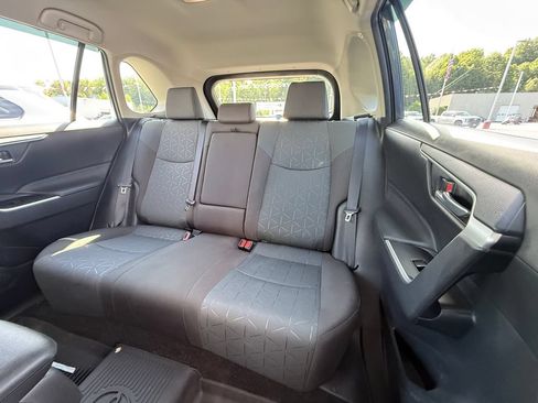 Certified 2025 Toyota RAV4 XLE AWD/4WD image 14