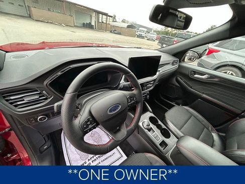 Used 2025 Ford Escape ST-Line Elite image 2