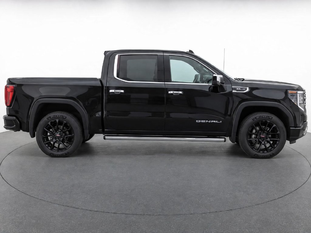 Used 2023 GMC Sierra 1500 Denali w/ Denali Reserve Package AWD/4WD image 8