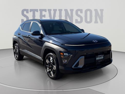 Used 2025 Hyundai Kona SEL AWD/4WD image 7