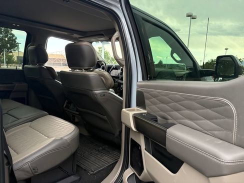 Used 2026 Ford F250 Platinum w/ Platinum Plus Package AWD/4WD image 27