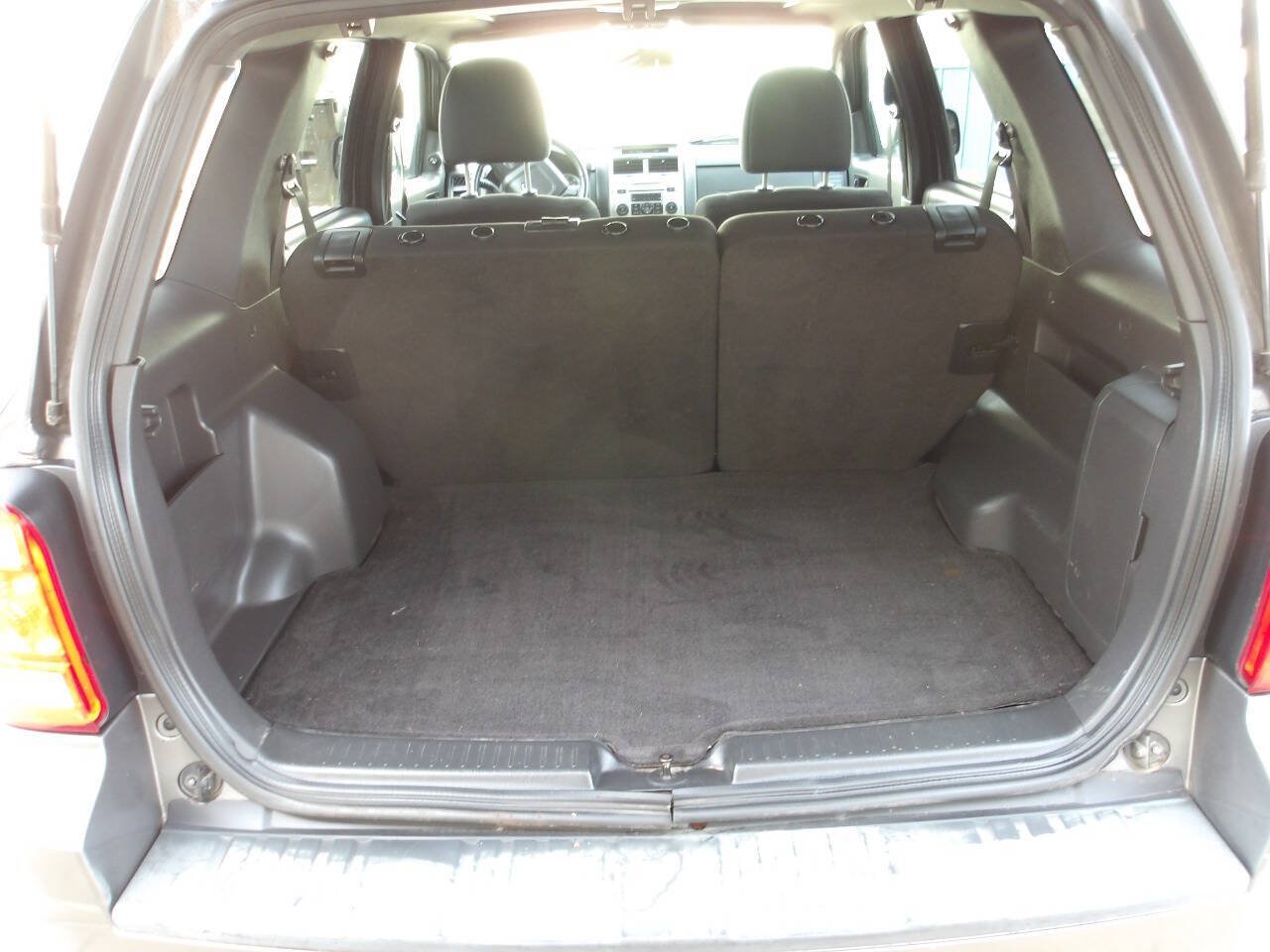 Used 2010 Ford Escape XLT AWD/4WD image 26