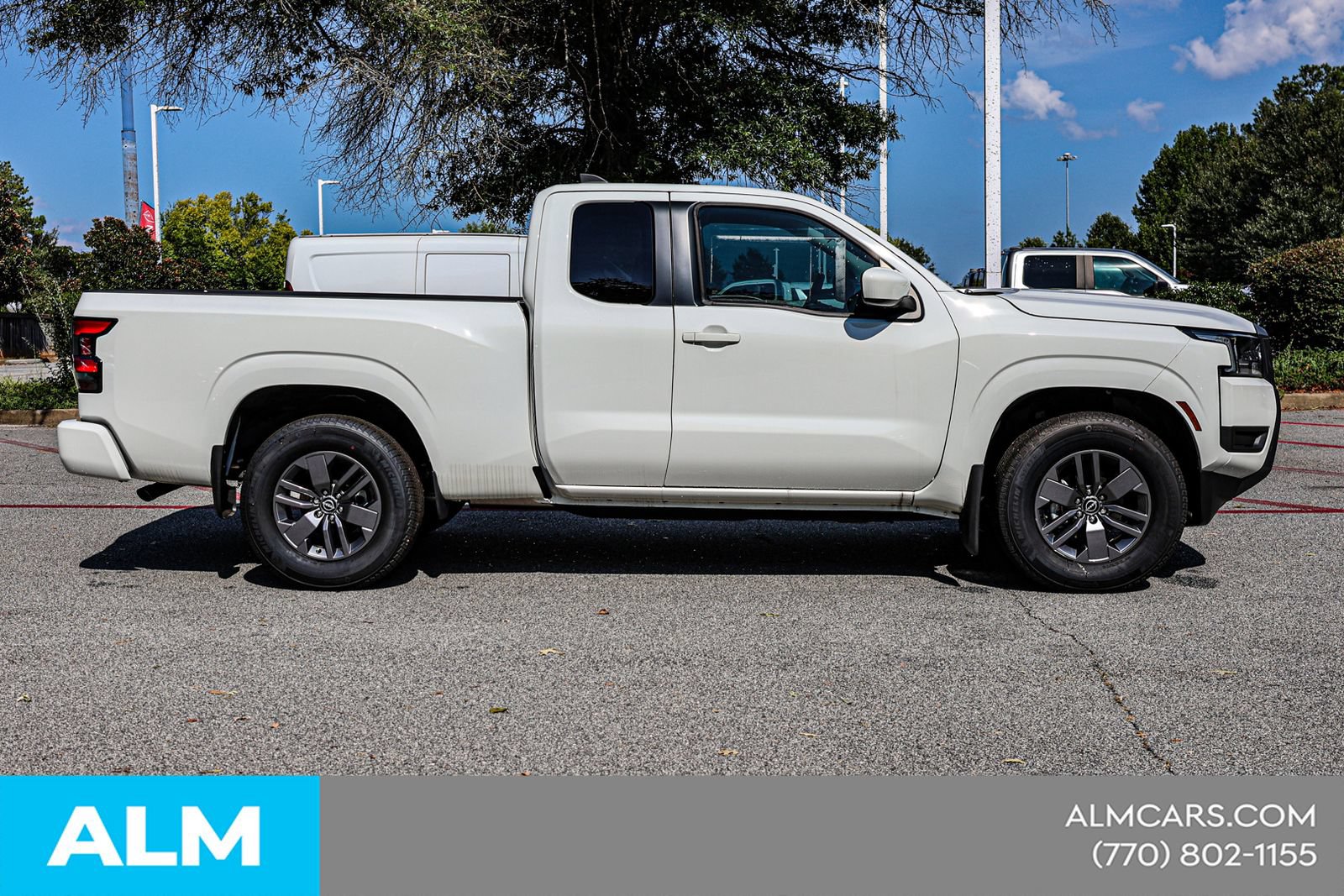 Certified 2025 Nissan Frontier SV RWD image 10