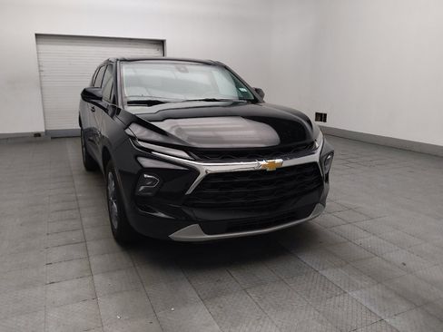 Used 2025 Chevrolet Blazer LT FWD image 13