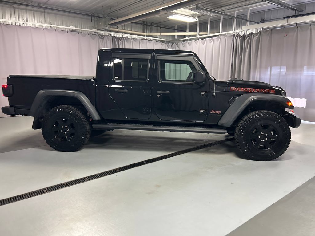 Used 2020 Jeep Gladiator Mojave w/ Dual Top Group AWD/4WD image 8