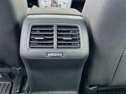 Used 2017 Volkswagen GTI Sport image 16