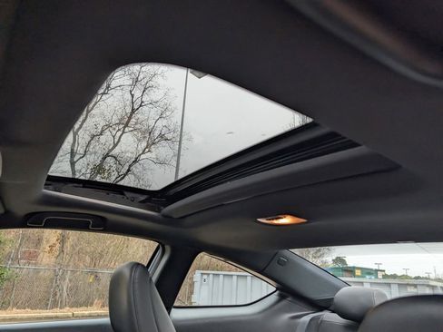 Used 2017 Honda Accord EX-L image 23