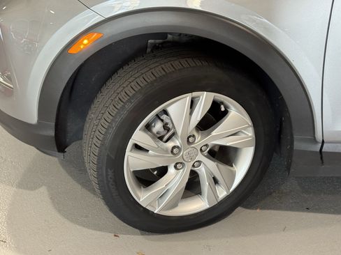 Used 2024 Buick Encore GX Preferred w/ Comfort Package image 40