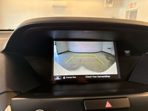 Used 2020 Acura MDX SH-AWD image 23