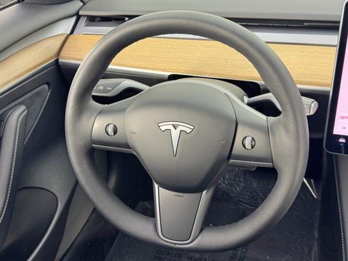Used 2022 Tesla Model 3 image 18