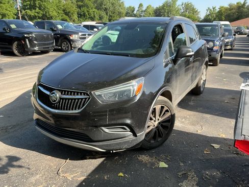 Used 2019 Buick Encore Preferred FWD image 2