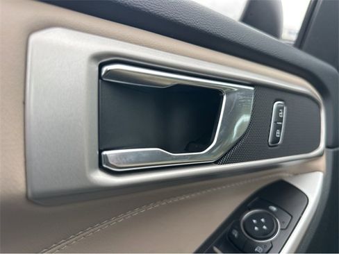 Certified 2024 Ford Explorer XLT w/ Equipment Group 202A image 36