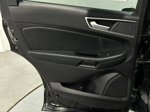 Used 2019 Ford Edge SEL w/ Equipment Group 201A image 23