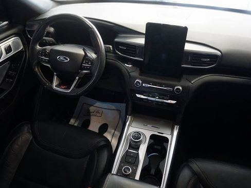 Used 2020 Ford Explorer ST w/ Premium Technology Package image 29