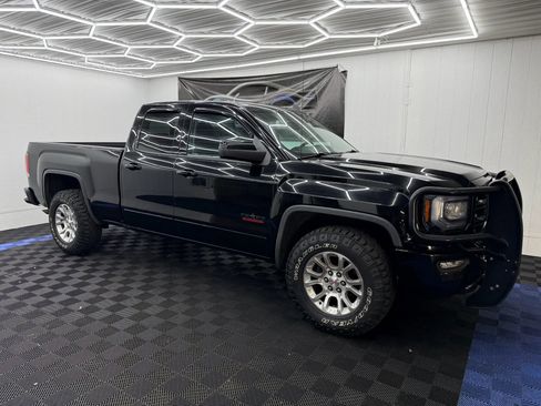 Used 2018 GMC Sierra 1500 SLT w/ All Terrain Package AWD/4WD image 2
